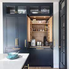200 Likes 6 Comments Kitchens By Holloways Kitchensbyholloways On Instagram A Well Organised Kitchen Kitchen Interior Kitchen Cabinets Kitchen Remodel