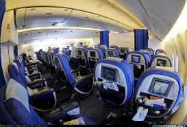 Club world class has 48 flat bed seats divided into 2 section. Boeing 777 236 Er British Airways Aviation Photo 1380276 Airliners Net