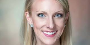 Elizabeth Rawlins's Instagram, Twitter & Facebook