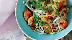 Recette De Salade Tiede De Nouilles Aux Crevettes Sautees Recette Recette Salade Nouilles Aux Crevettes Salade