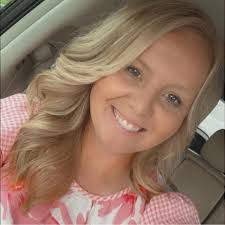 Marissa Webster's Instagram, Twitter & Facebook