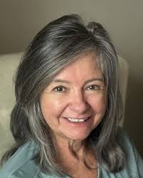 Lisa Sanner's Instagram, Twitter & Facebook