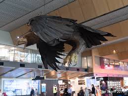Giant statute of the extinct Haast's eagle (Harpagornis mo… | Flickr