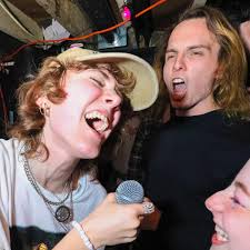 AJ (@daddys_closet__) • Instagram photos and videos