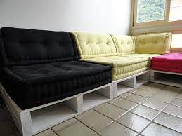 Divani Economici Ecosostenibili E Alla Moda Usiamo Il Pallet Divano Fai Da Te Mobili Da Giardino Pallet Mobili Shabby Chic