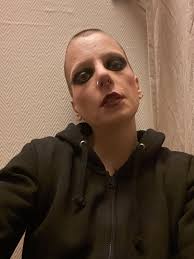 I'm having too many beers again and a glass of whine, I lost count. I feel  lost in many ways… All the ways…. 😑