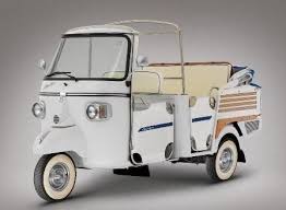 Piaggio Ape Calessino Electro Farben Weiss Dach Royalblau Amazon De Auto Vespa Ape Royalblau Autos