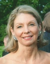 Paula Giles's Instagram, Twitter & Facebook