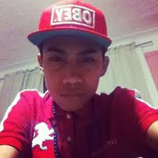 Stream Adrian Verdejo music