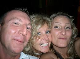 Can I just squeeze in the middle ??? Pleeeeeeze !