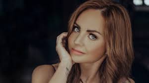 Певица макsим (марина абросимова), недавно вернувшаяся к работе после длительного периода восстановления после дтп, оказалась на больничной койке. Pevicu Maksim Gospitalizirovali S 40 Procentnym Porazheniem Legkih 16 Iyunya 2021 10 59 Novosti Na Tengrinews Kz