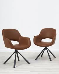 Swivel armchair of discussion or comfort, its design authorizes the lively colors to liven up your inside. Swivel Dining Chairs Leather Swivel Chairs From Danetti