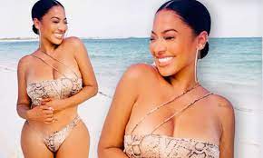 La la was born in brooklyn, new york city, new york, to puerto rican (nuyorican) parents. La La Anthony Shares Sizzling Bikini Picture Before Jetting Off To The Bahamas With Kim And Khloe Daily Mail Online