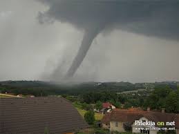 Meteogram zobrazuje automaticky generovanú predpoveď modelu aladin. Prleski Tornado Se Vedno Buri Duhove Prlekija On Net Ljutomer