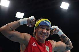 Bia começou no boxe aos quatro anos de idade na garagem de casa, onde seu pai, raimundo bia voltou em 2016 e passou também a ser sparring de adriana araújo, medalha de bronze na olimpíada. Busnhcepy44gum