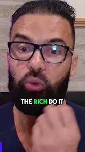 Saving vs. Investing: Building Wealth the Smart Way