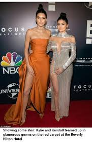 Pin By Stephanie Calahan Barnes On Power Of The K Kendall And Kylie Jenner Jenner Outfits Jenner Girls