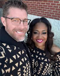 Summer OOTD ☀️ Featuring our Ajisomo tunic and Asan linen pants Shop Now:  https://www.diyanu.com/collections/summer-linen