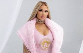 Yayinda david de gea ɗan sifaniya ke shirin adabo da ita a wannan kakar. Shirin Davids Neues Boss Auto