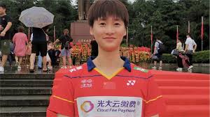 決勝局，再由陳雨菲佔上風，最多來到 10：3 的 7 分優勢，落後的戴資穎隨即調整節奏，逐漸追近比分，不過陳雨菲總能適時回擊，始終將分差控制. Hwts Uerunlh3m