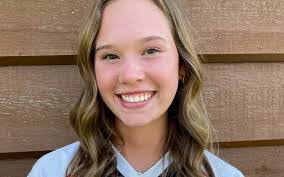 Riley Dotson's Instagram, Twitter & Facebook