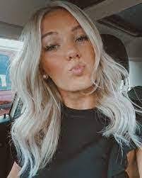 Georgia Barras's Instagram, Twitter & Facebook