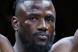 Stanionis vs. Ghvamichava, Efe Ajagba, Truax, Back