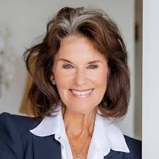 Fallbrook Agents, 25 Compass Real Estate Agents