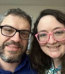 Wanda Lett's Instagram, Twitter & Facebook