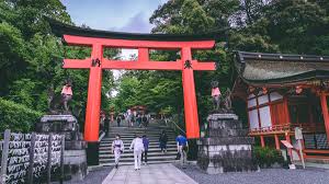 It is said to be the most famous of several thousand shrines dedicated to inari, the shinto god of rice. Fushimi Inari Taisha Shrine Travel Guide Lillagreen