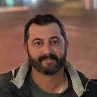 300+ perfiles de «Squillacioti»