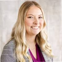 Samantha Ringer's Instagram, Twitter & Facebook