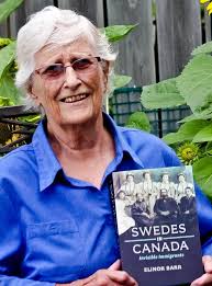 Elinor Barr's Instagram, Twitter & Facebook