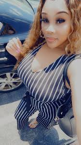 In the truck 🛻, out the truck 🛻