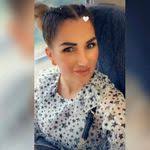 Nadia Bowden's Instagram, Twitter & Facebook