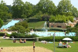 Base De Loisirs Les Cascades A Trevoux Horaires Tarifs Et Telephone Guide Piscine Fr