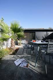 Iledereloc Com Maison Contemporaine Renovee Charme Au Coeur Du Village D Ars En Re Maison Ile De Re Maison Contemporaine Maison