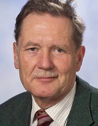 Absolventenverband der HTBLuVA St. Pölten Ausgabe |32 06|09