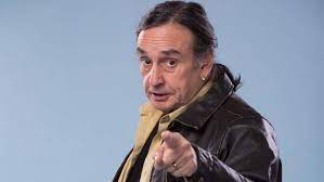 Gonzalo eduardo robles garcía (santiago, april 22, 1952), is a chilean film, theater and television actor and comedian. Teleseries Chilenas Gonzalo Robles Nunca Habia Interpretado Un Personaje Como Este En Teleseries