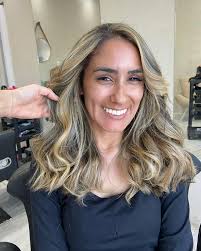 Camilla Rocha Studio de Beleza (@studiocamilarochaparacuru) • Instagram  photos and videos