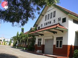 Silahkan melihat video diatas dan jangan lupa untuk selalu mendukung sekolah kita dengan cara like dan subscribe channel youtube sekolahdari semua ini yang terpenting. Alumni Smp Negeri 5 Surabaya Kelulusan Tahun 1981 Reviews Facebook