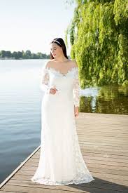 2216 I Curvy Boho Dream Dress By Olvis Lace Fit And Flare Mermaid Silhouettes I Plus Size Brautmode Xl Brautkle Brautmode Kleid Hochzeit Mantel Brautkleid