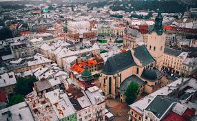 Od 1991 lwów wchodzi w skład niepodległej ukrainy. Historia Lwowa Dla Turysty Krotka Historia Miasta Lwowa