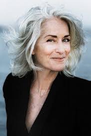 Sharon Humble's Instagram, Twitter & Facebook