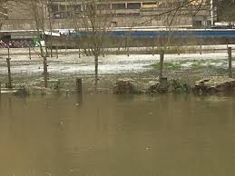 Jul 15, 2021 · suivez en direct toute l'actualité 'météo' en normandie, découvrez les infos, les analyses et interview et bien plus encore avec france 3 normandie ! L Image Debordements De La Seine A Rouen La Vigilance Orange Inondation Maintenue 76actu