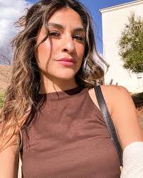 Jasmine Rubio's Instagram, Twitter & Facebook