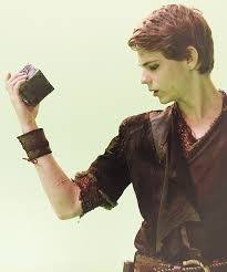 When You Try To Flex And Nothing Happens Robbie Kay Robbie Kay Peter Pan Peter Pan