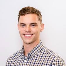 Abby Benoit's Instagram, Twitter & Facebook