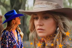 Lainey Wilson Says She's Being Offered Acting Gigs 'Left + Right'