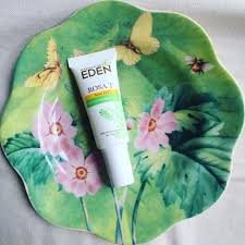 Rangkaian paket produk dari hydration series yang terdiri dari transparant soap phyto squalane dan phyto squalane essence. Review Produk Garden Of Eden